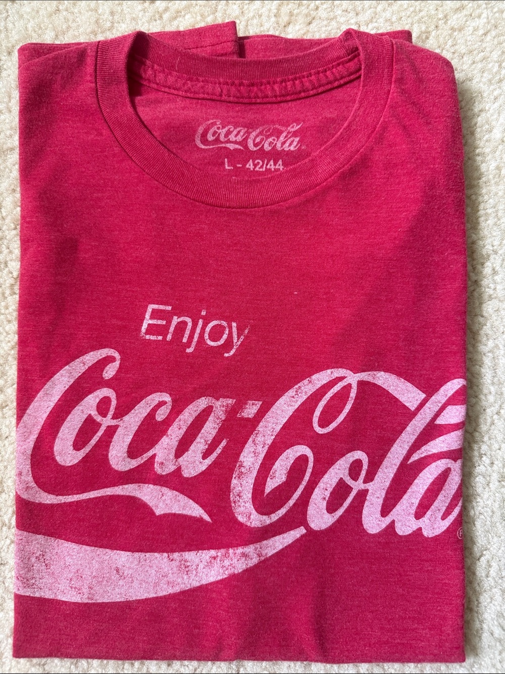 Coca Cola Pink-Red Logo Tee size L 50% cotton 50% polyester